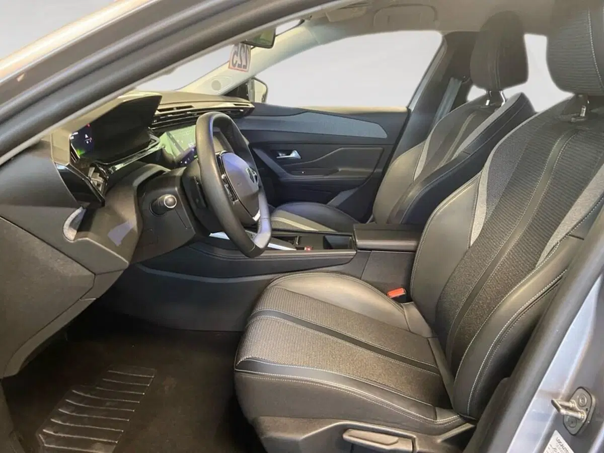 Peugeot 308 SW usata a Torino (7)