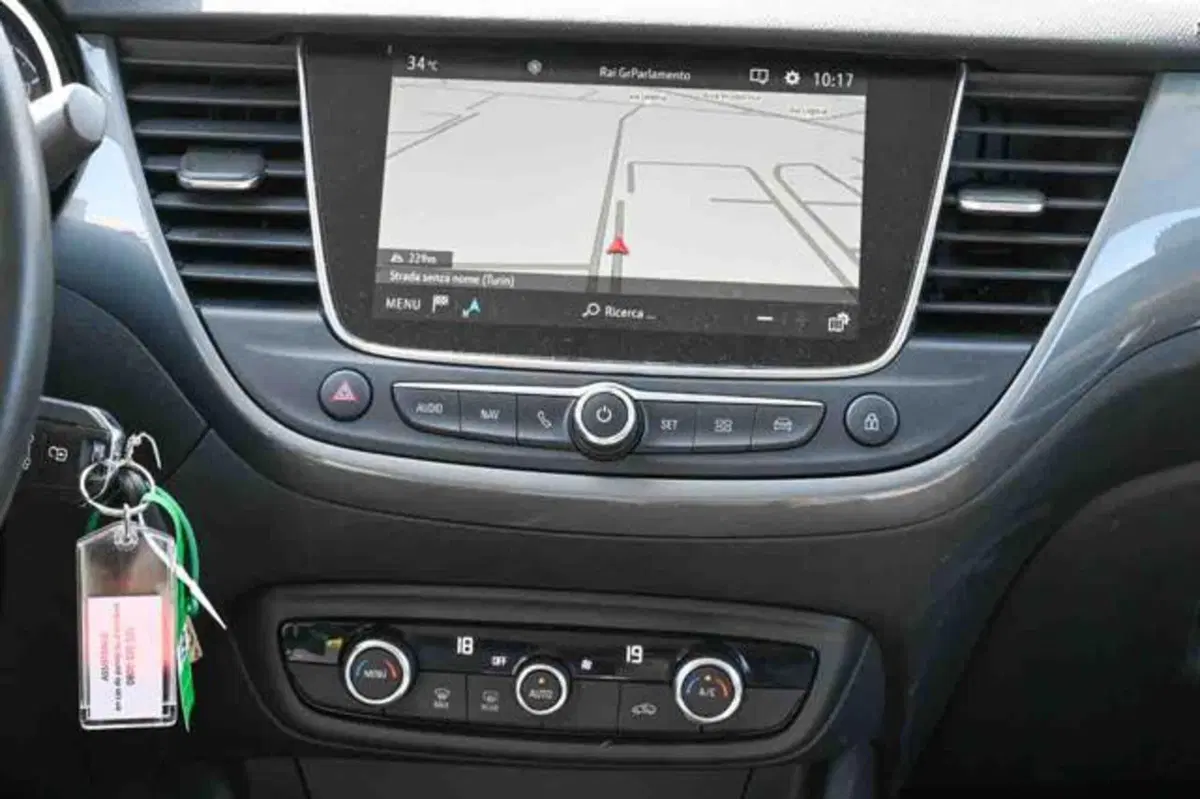 Opel Crossland usata a Torino (15)