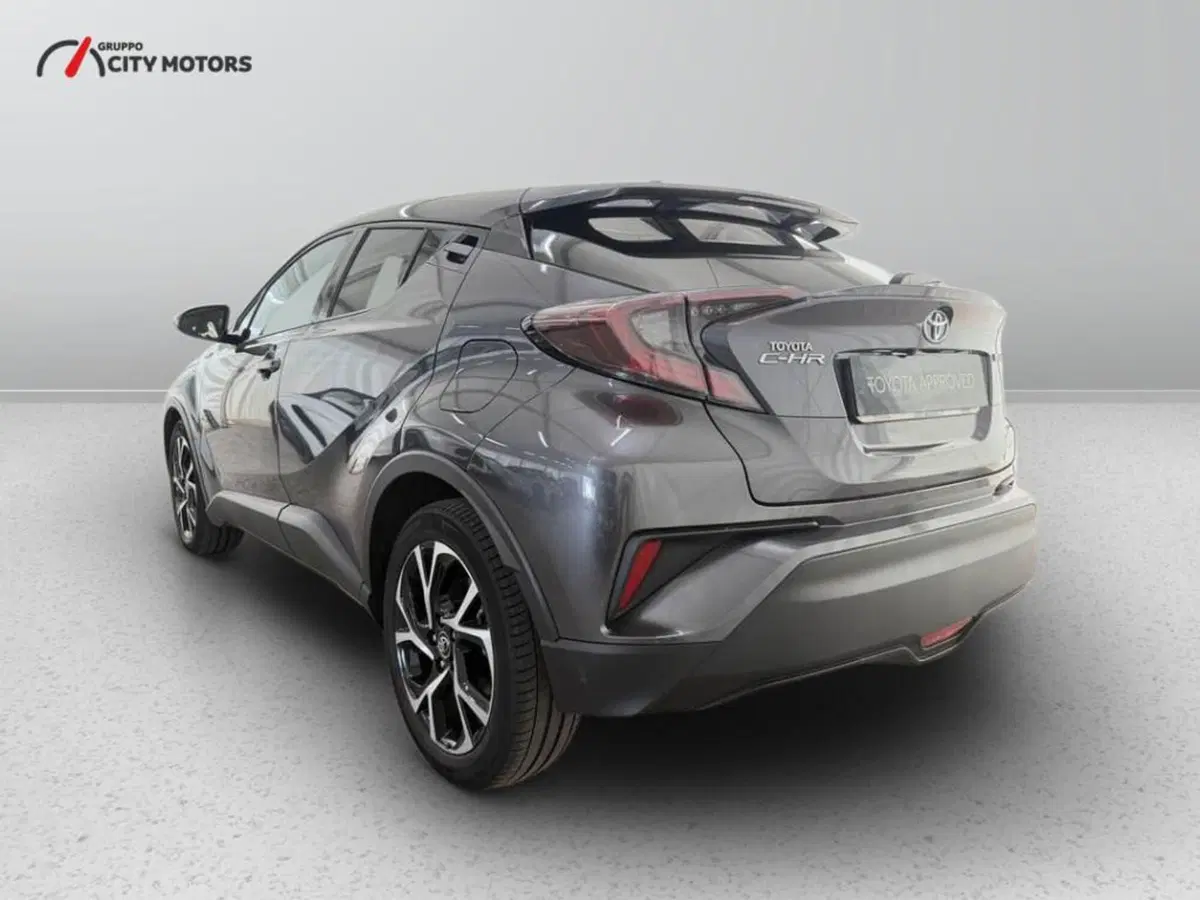 Toyota Toyota C-HR usata a Monza e Brianza (5)
