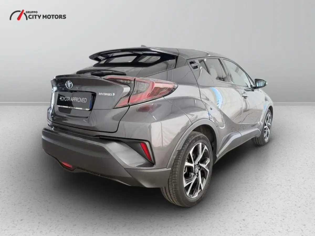 Toyota Toyota C-HR usata a Monza e Brianza (7)