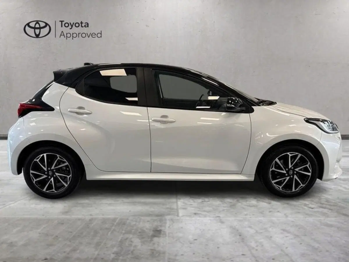 Toyota Yaris usata a Prato (5)
