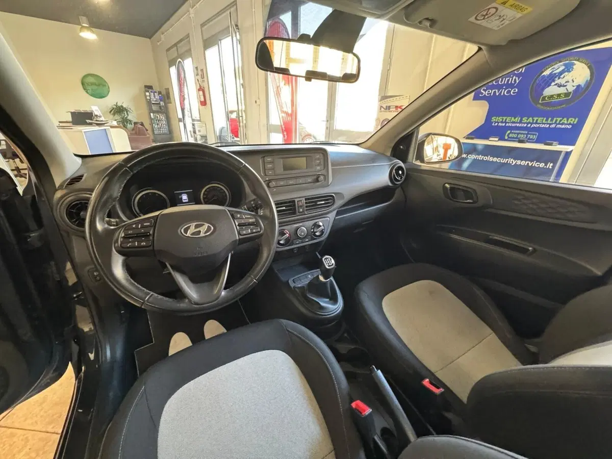 Hyundai i10 usata a Palermo (5)