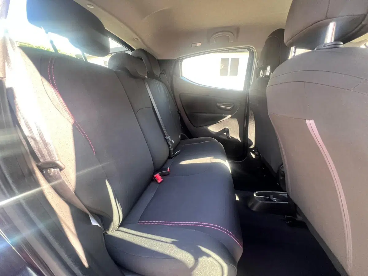 Lancia Ypsilon usata a Messina (11)