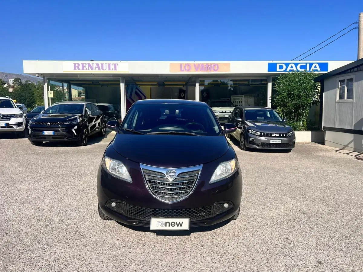 Lancia Ypsilon usata a Messina (2)