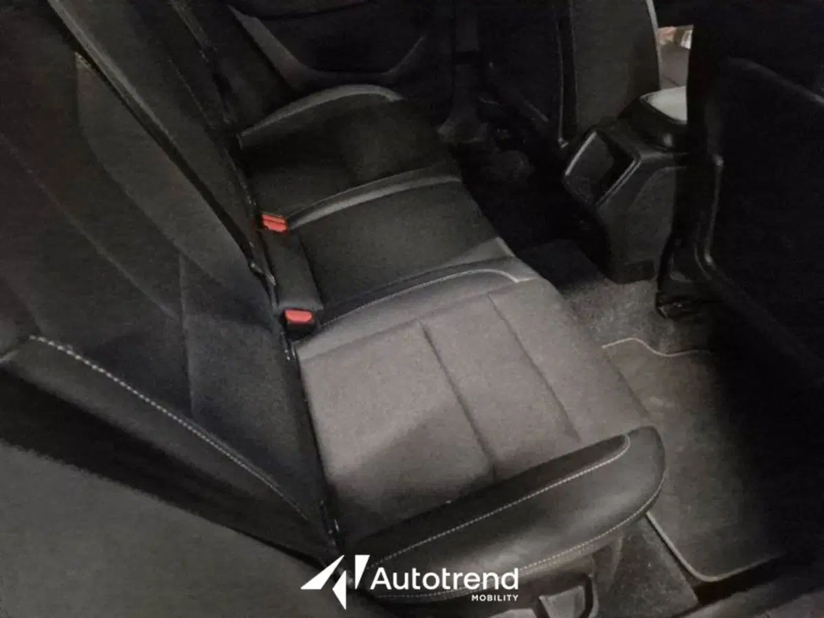 Volvo XC40 usata a Bari (20)