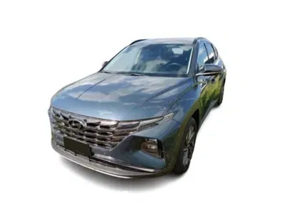 Hyundai Tucson 1.6 crdi 48V Xline 2wd imt del 2023 usata a Bari