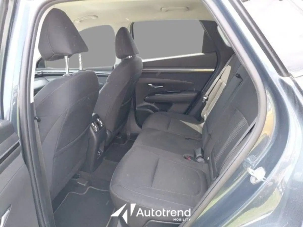 Hyundai Tucson usata a Bari (12)