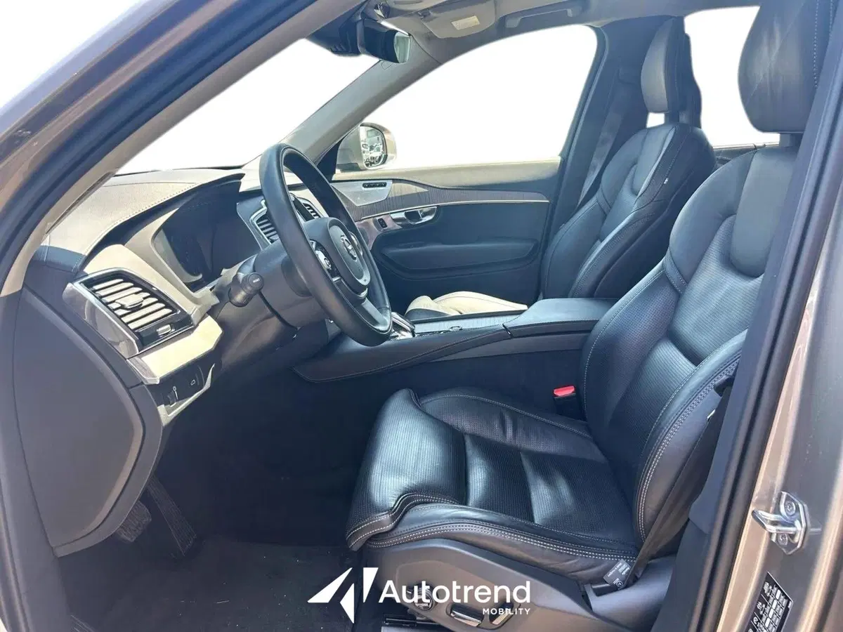 Volvo XC90 usata a Bari (6)