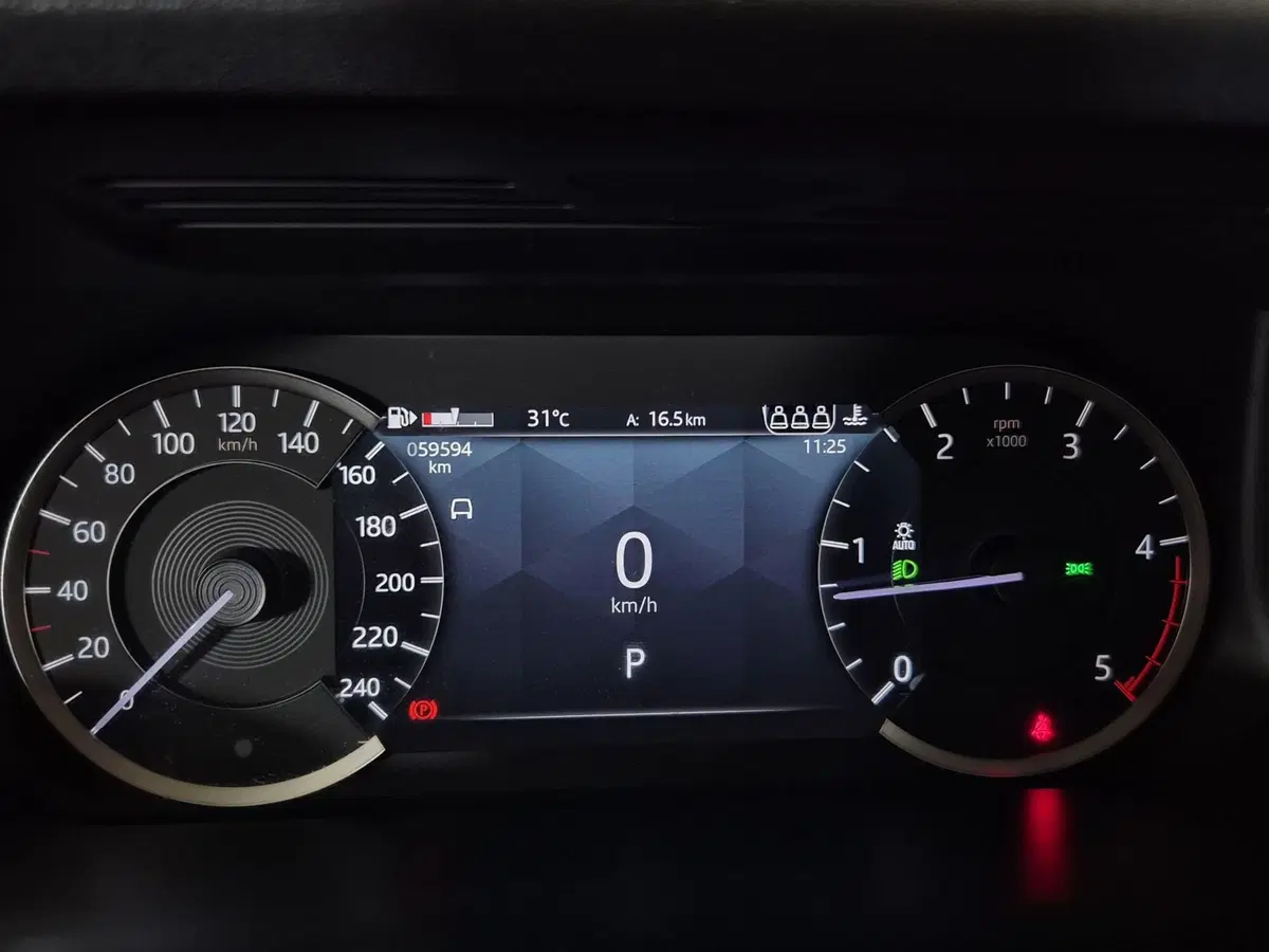 Land Rover Discovery Sport usata a Torino (14)