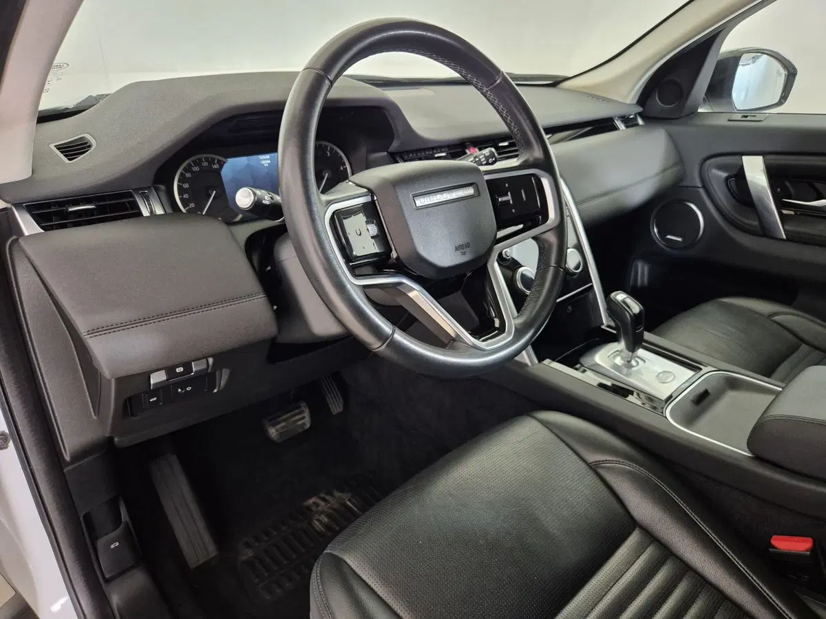 Land Rover Discovery Sport usata a Torino (17)