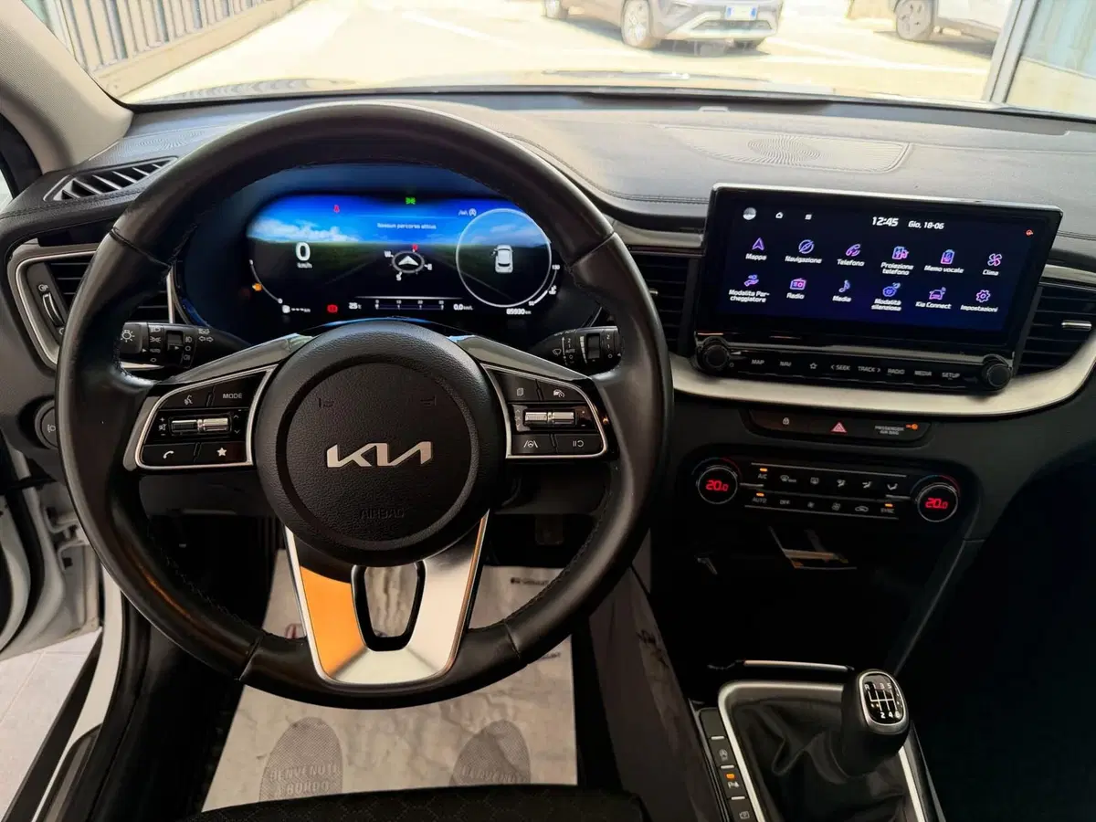 Kia XCeed usata a Napoli (12)