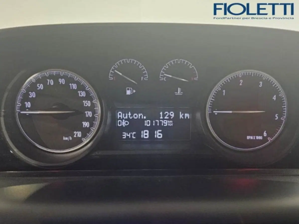 Lancia Ypsilon usata a Brescia (8)