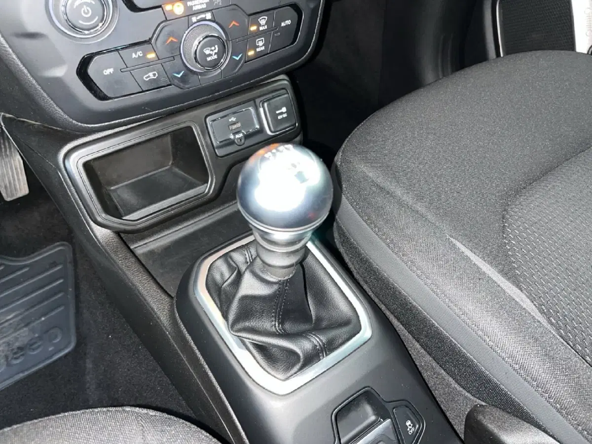 Jeep Renegade usata a Torino (14)