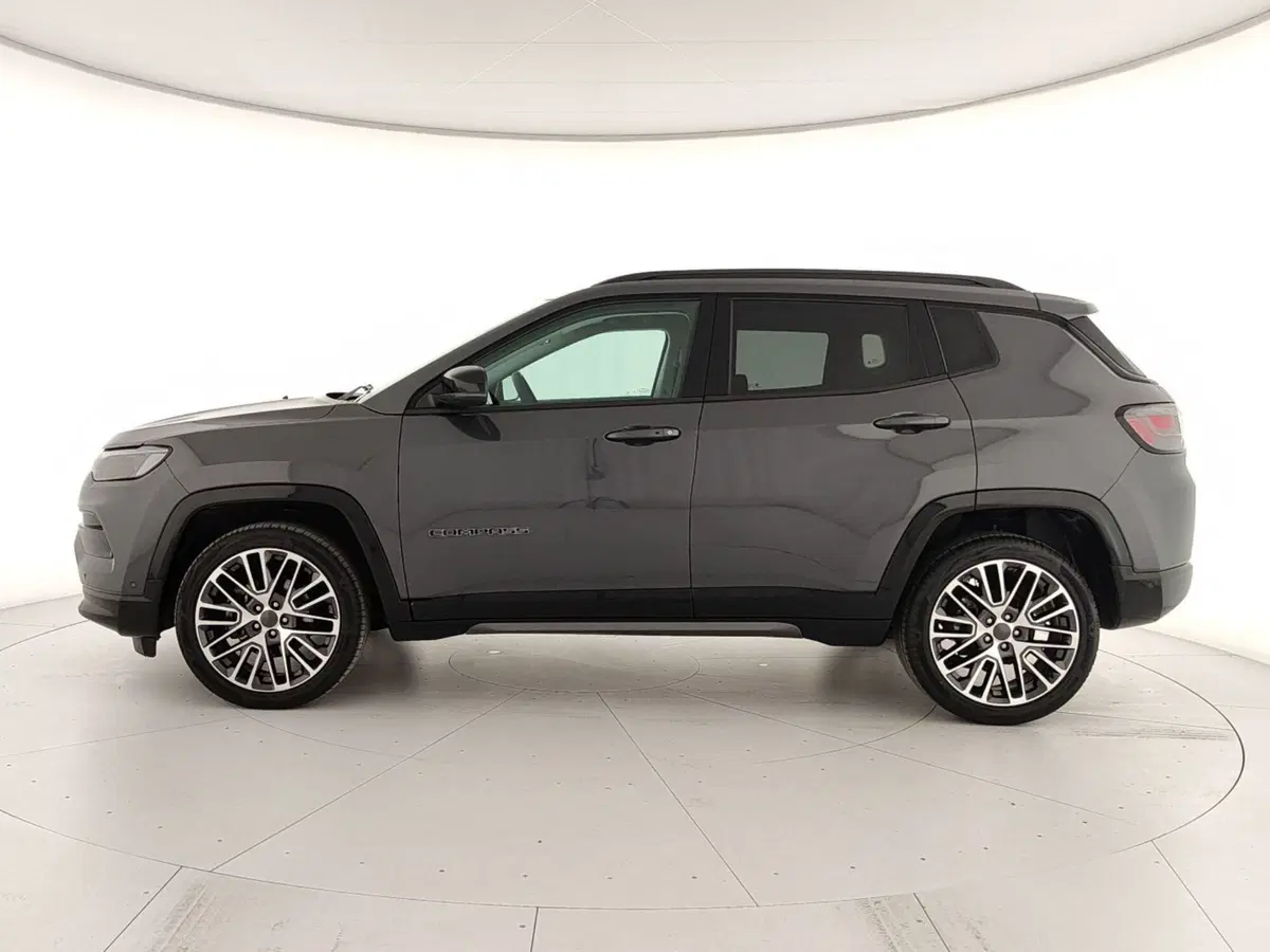 Jeep Compass usata a Napoli (8)