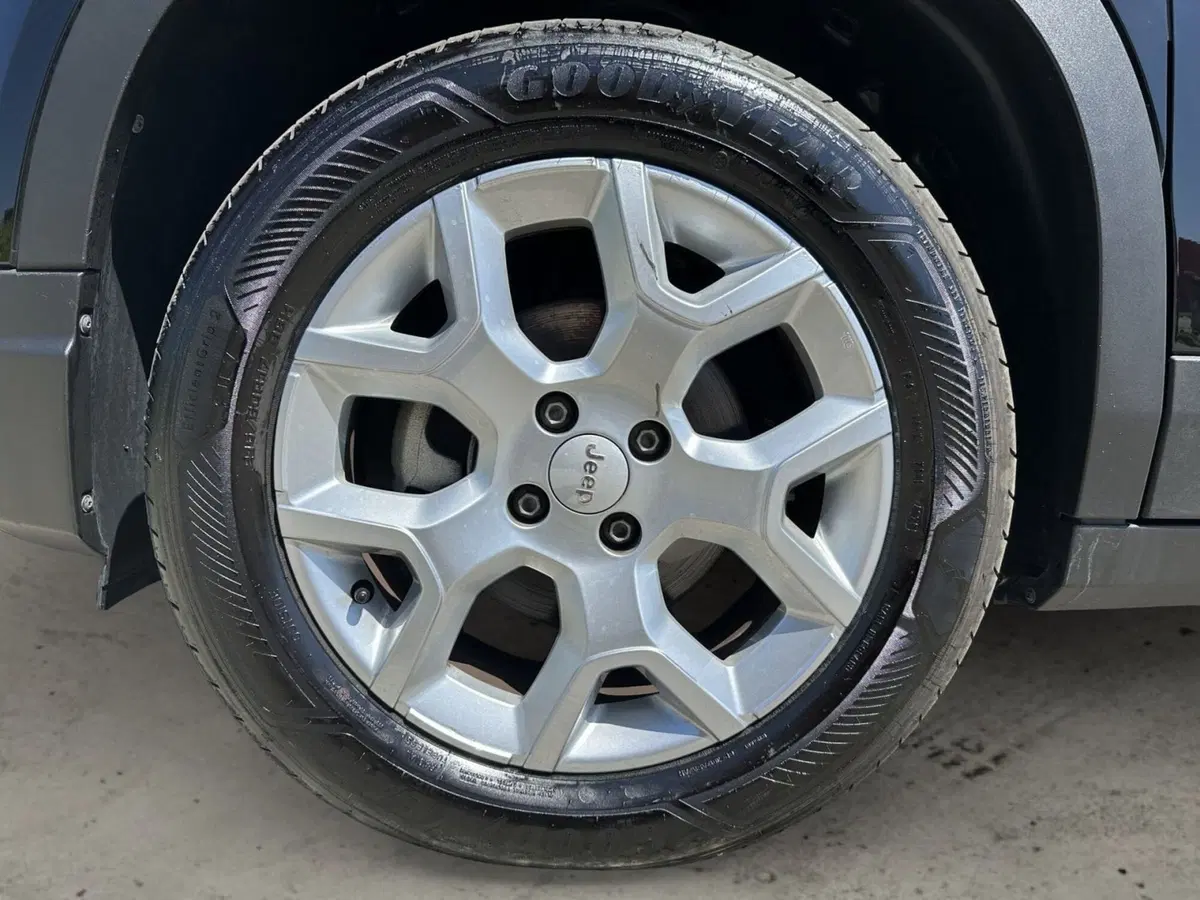 Jeep Avenger usata a Pistoia (15)