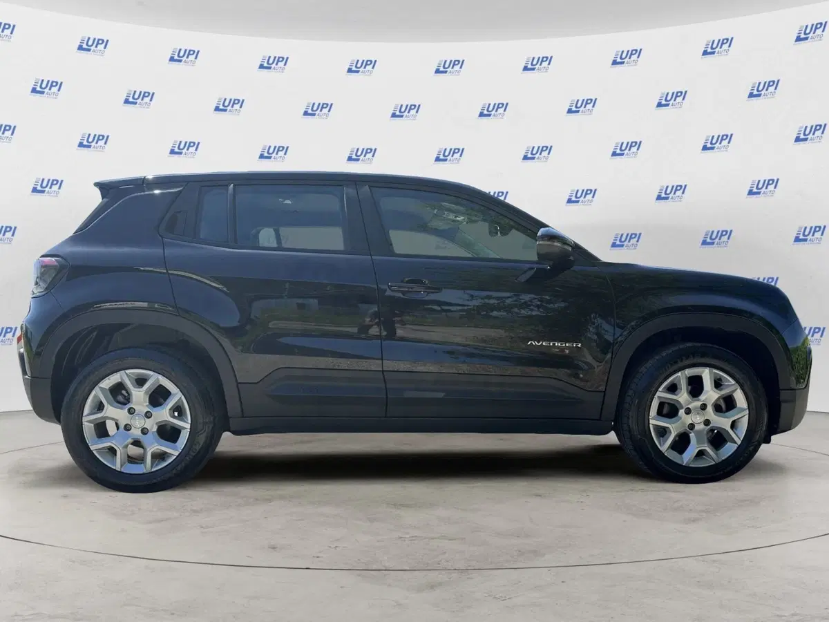 Jeep Avenger usata a Pistoia (3)