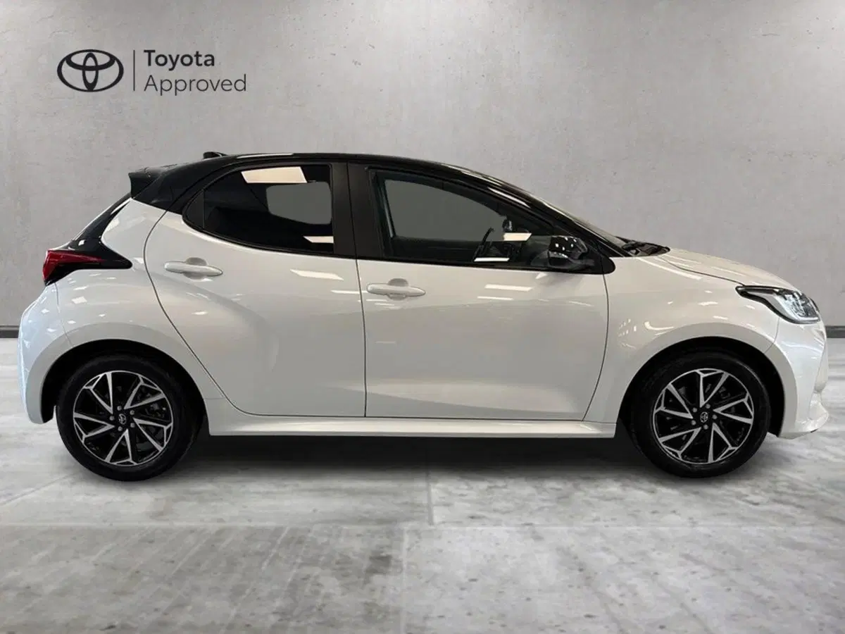 Toyota Yaris usata a Prato (5)