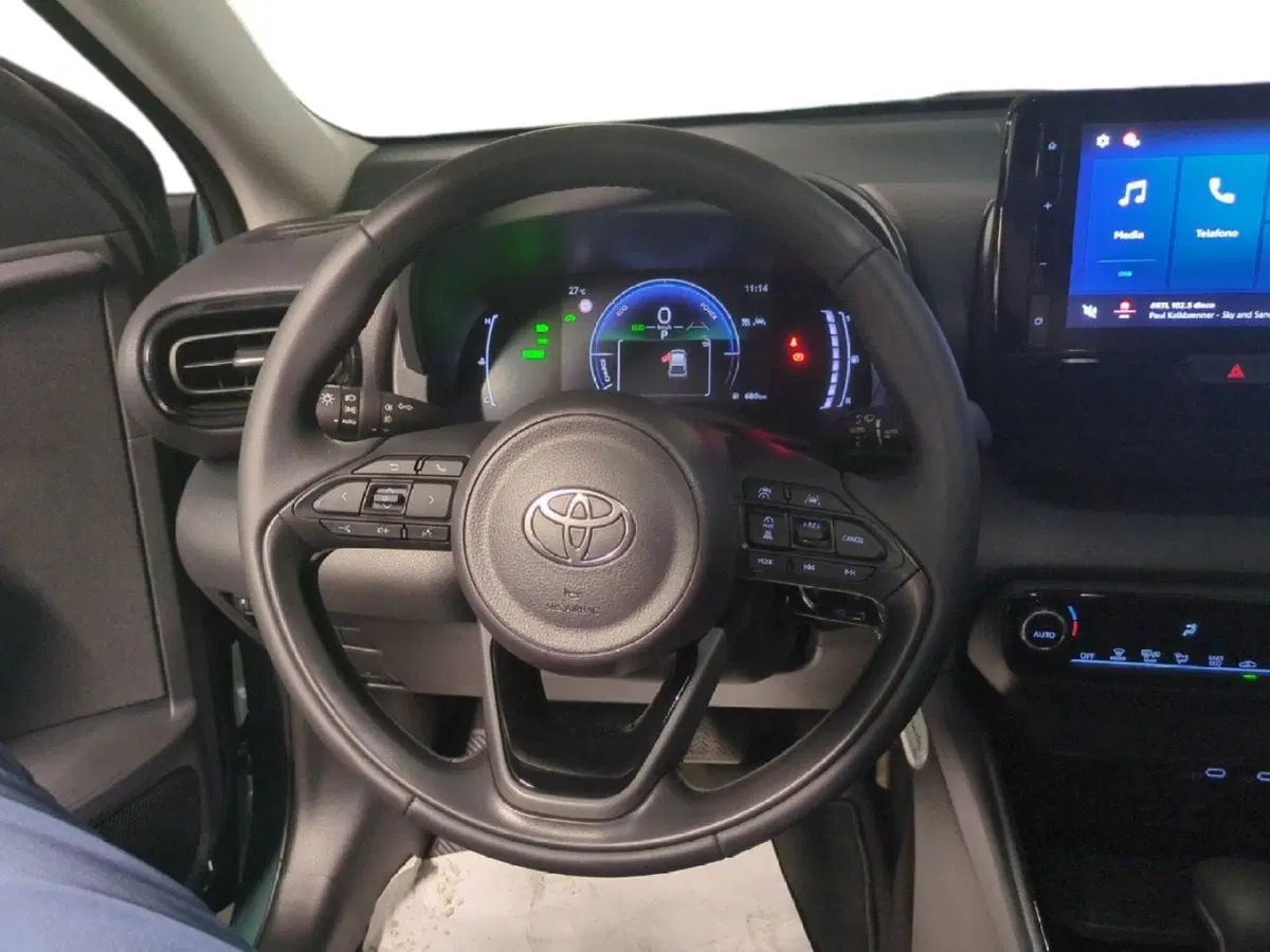Toyota Yaris usata a Milano (13)