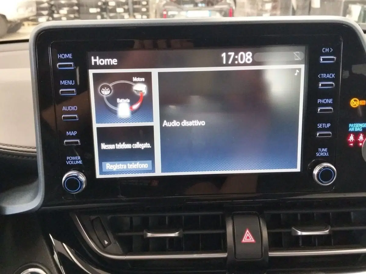 Toyota Toyota C-HR usata a Roma (8)