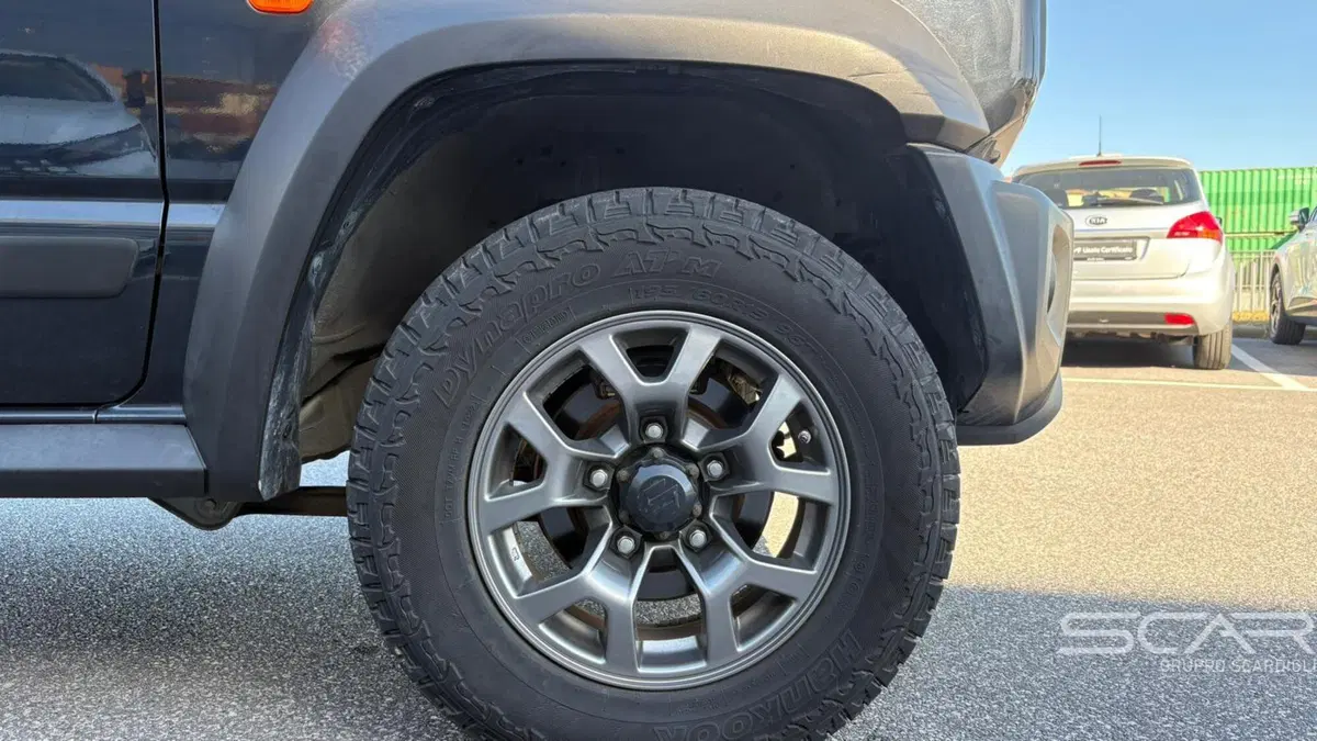Suzuki Jimny usata a Livorno (9)