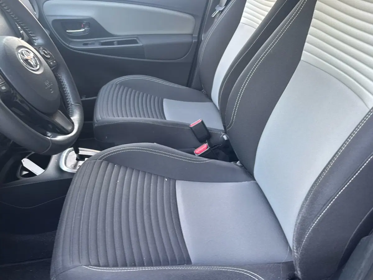 Toyota Yaris usata a Bologna (7)