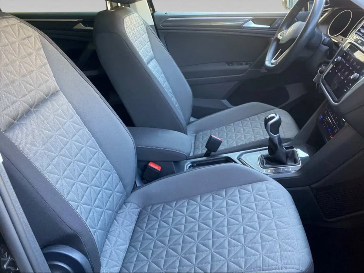 Volkswagen Tiguan usata a Livorno (12)