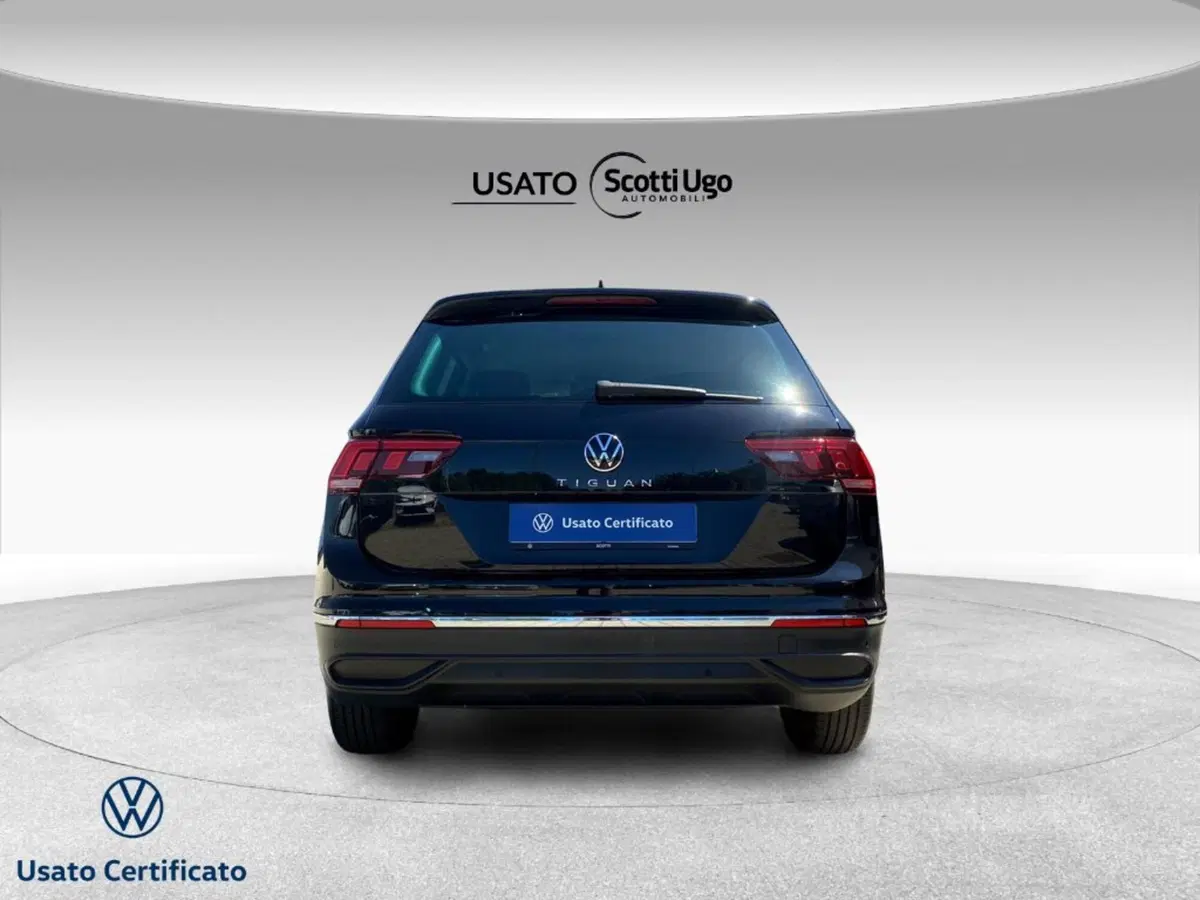 Volkswagen Tiguan usata a Livorno (5)