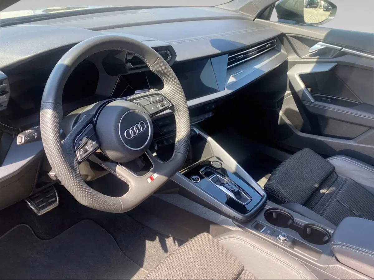 Audi A3 Sportback usata a Livorno (13)