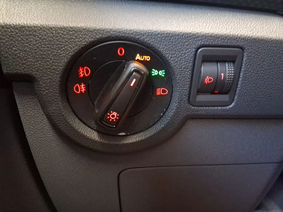 Volkswagen T-Cross usata a Bologna (20)