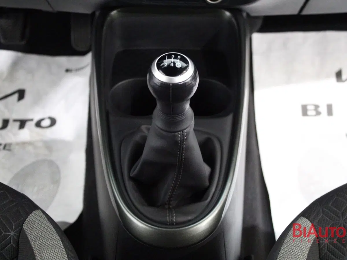 Toyota Aygo X usata a Firenze (16)