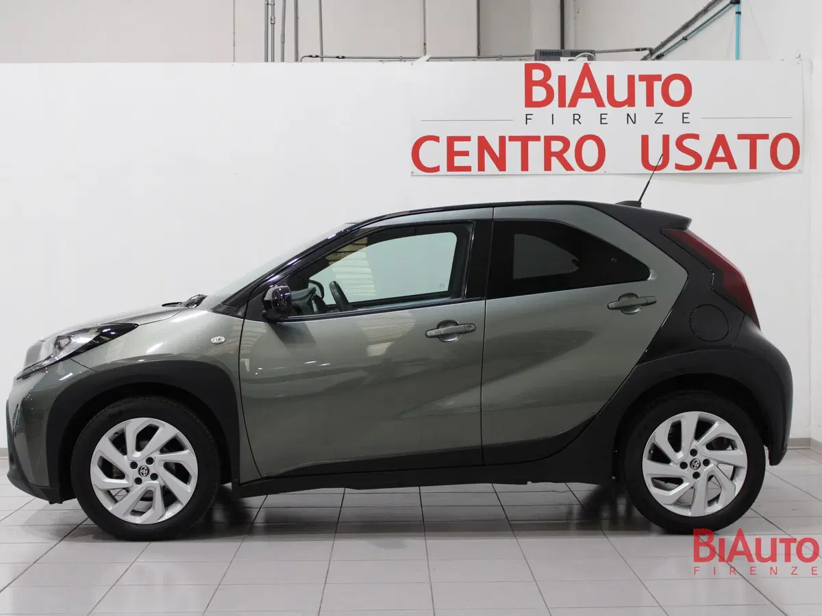 Toyota Aygo X usata a Firenze (20)