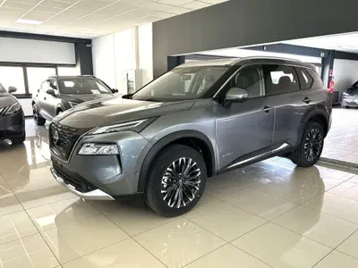 Nissan X-Trail 1.5 e-power Tekna 2wd nuova a Ferrara