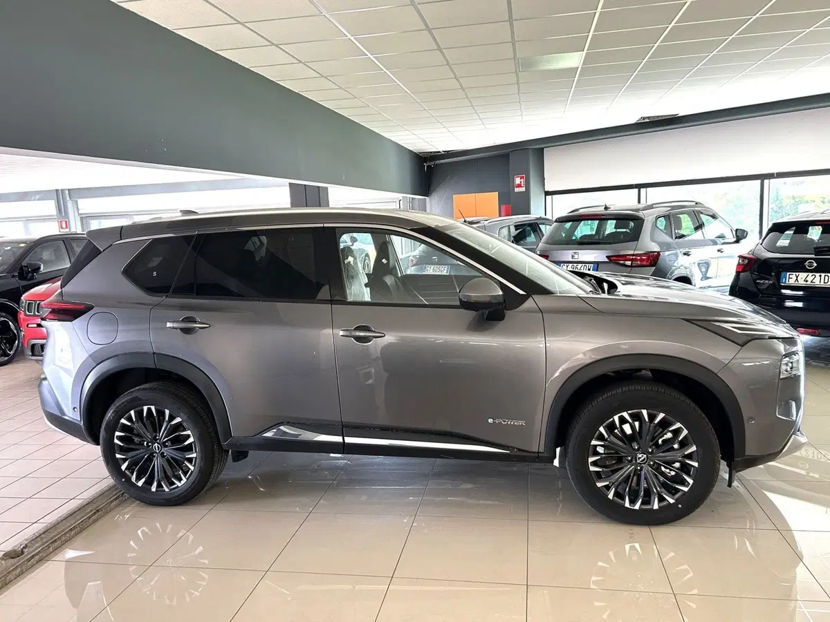 Nissan X-Trail nuova a Ferrara (4)