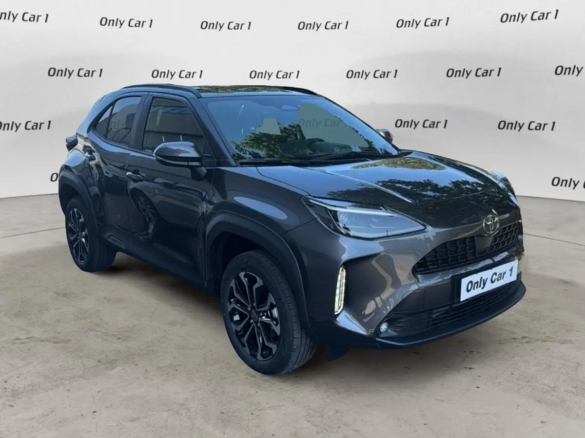 Toyota Yaris Cross nuova a Ferrara