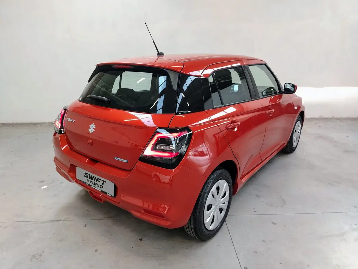 Suzuki Swift nuova a Rovigo (13)