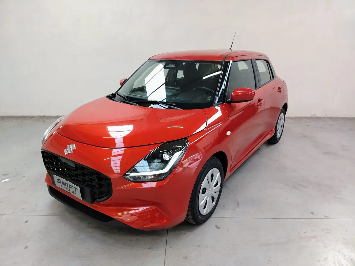 Suzuki Swift nuova a Rovigo (4)