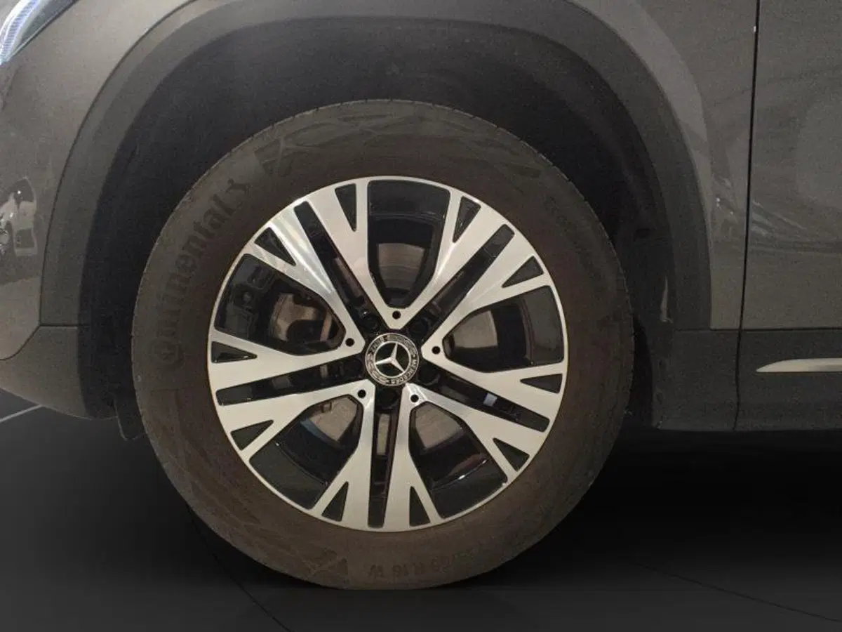 Mercedes-Benz GLA SUV usata a Genova (18)