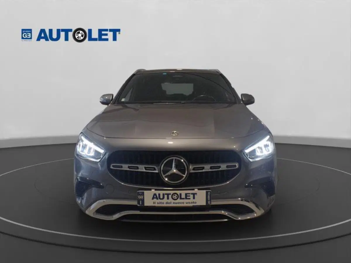 Mercedes-Benz GLA SUV usata a Genova (2)