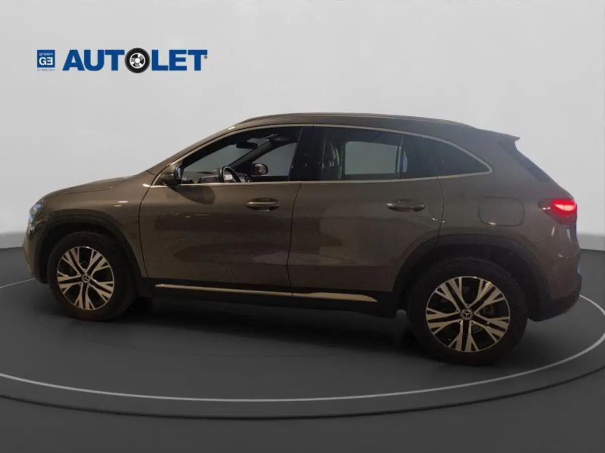 Mercedes-Benz GLA SUV usata a Genova (5)