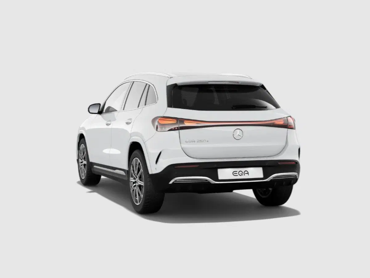 Mercedes-Benz EQA nuova a Ancona (3)