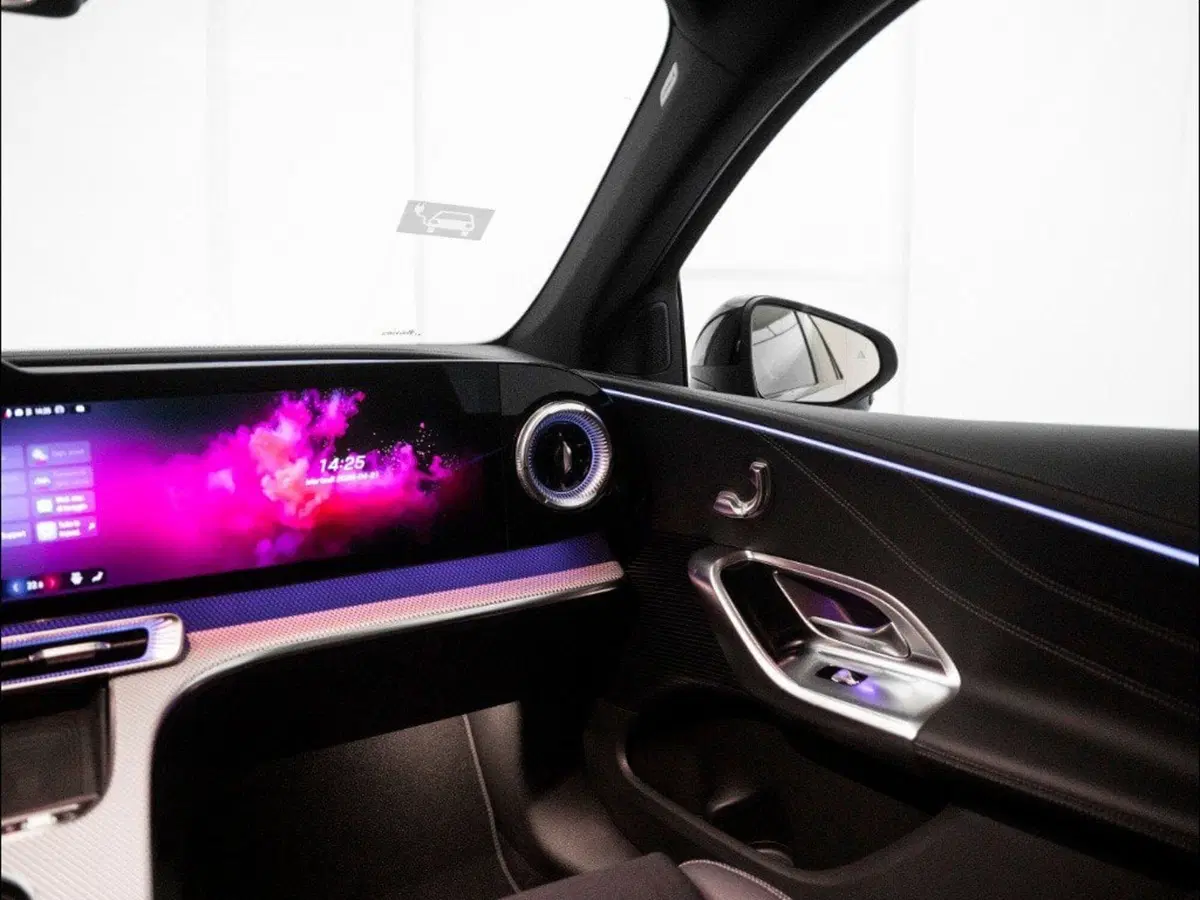 Mercedes-Benz GLC nuova a Ancona (19)