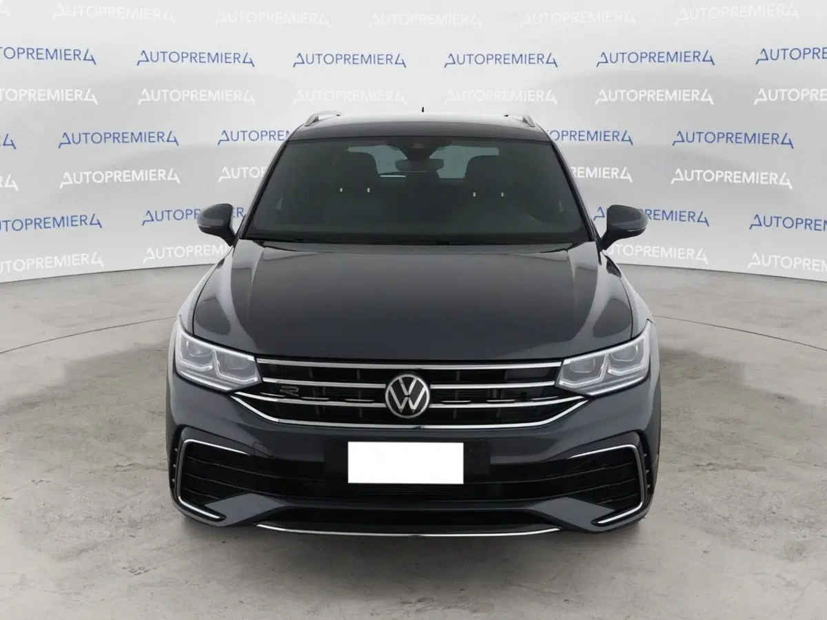 Volkswagen Tiguan usata a Como (3)