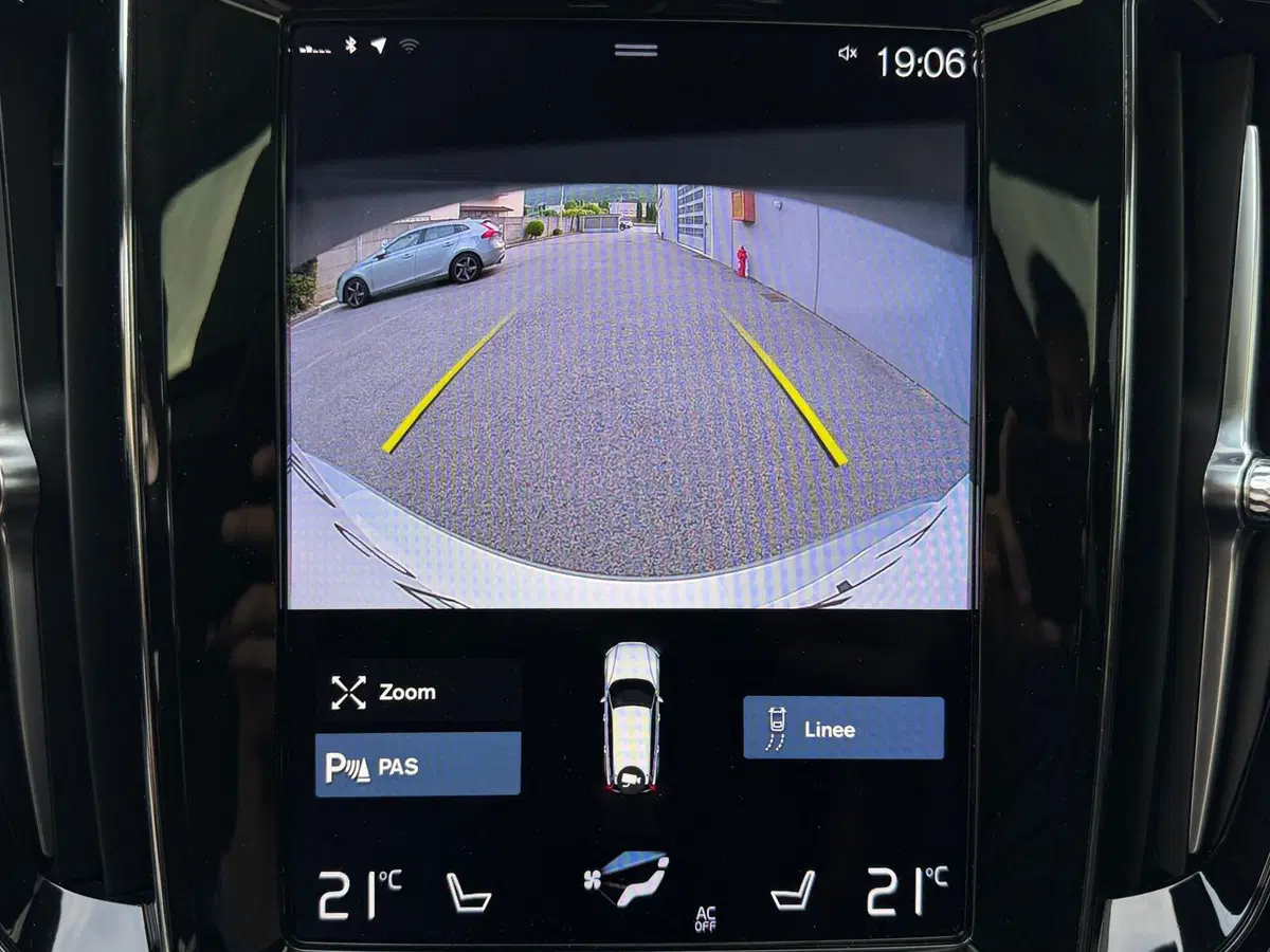 Volvo V60 Cross Country usata a Como (13)