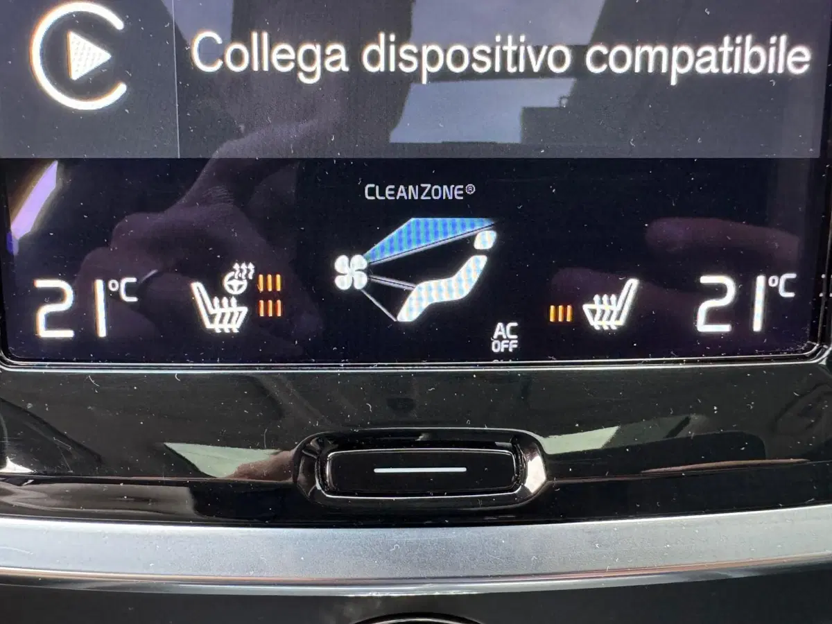 Volvo V60 Cross Country usata a Como (17)