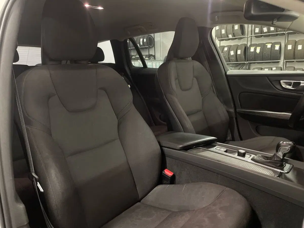 Volvo V60 usata a Ancona (14)