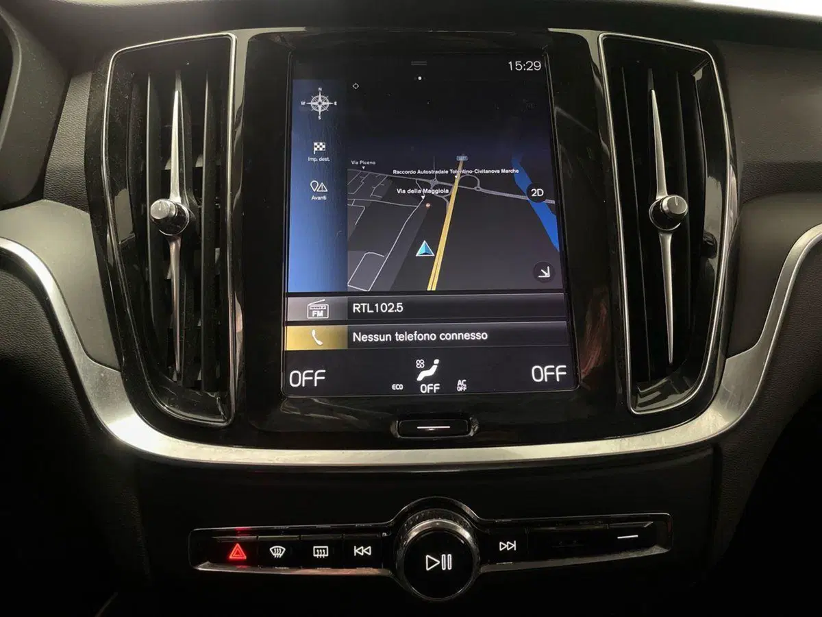 Volvo V60 usata a Ancona (15)
