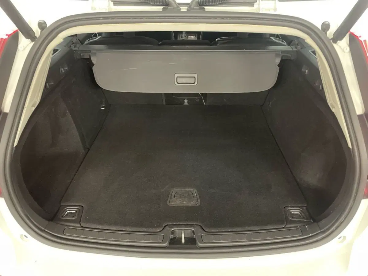 Volvo V60 usata a Ancona (7)