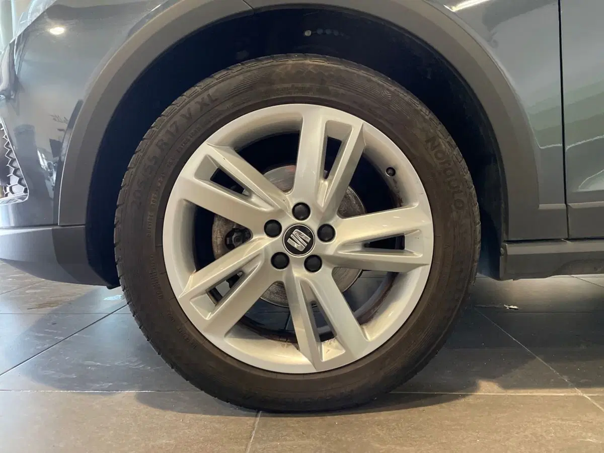 SEAT Arona usata a Macerata (8)