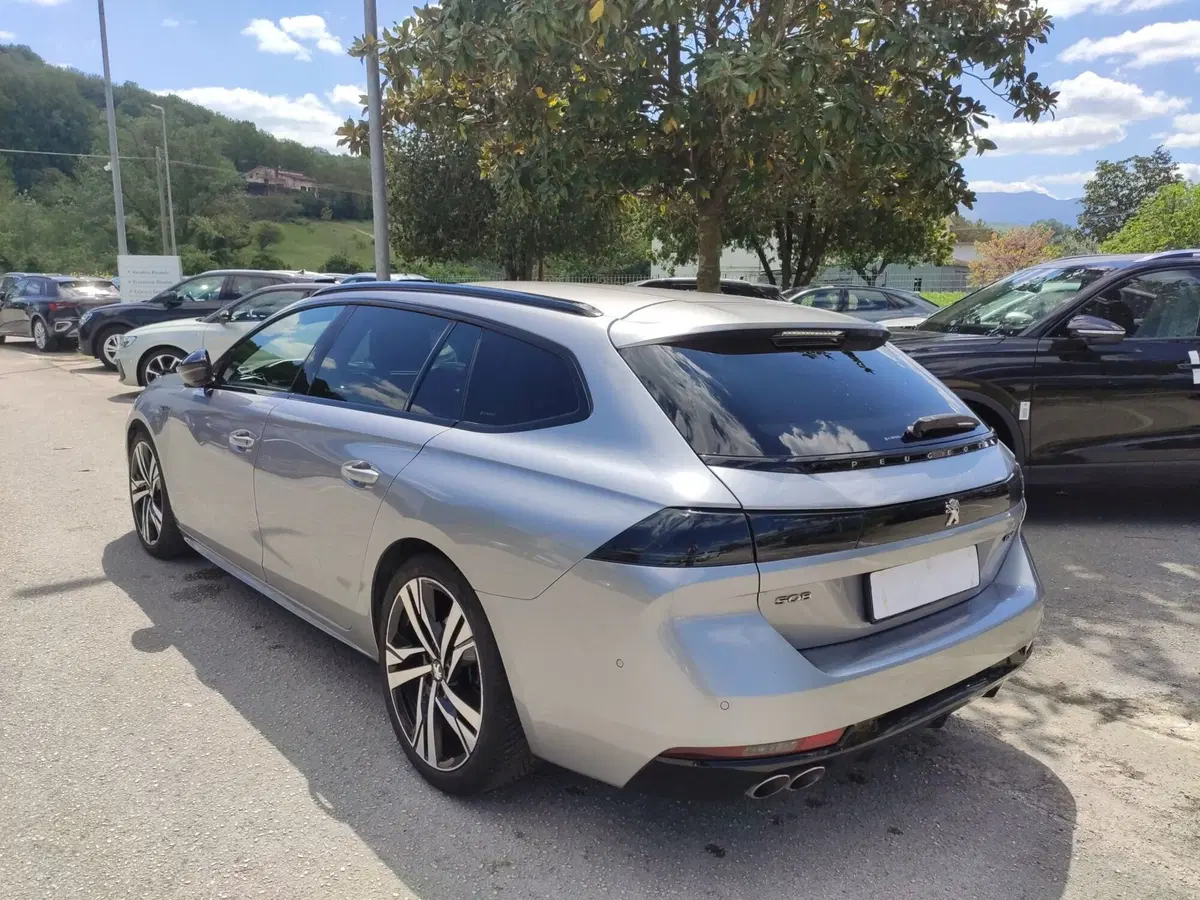 Peugeot 508 SW usata a Benevento (4)