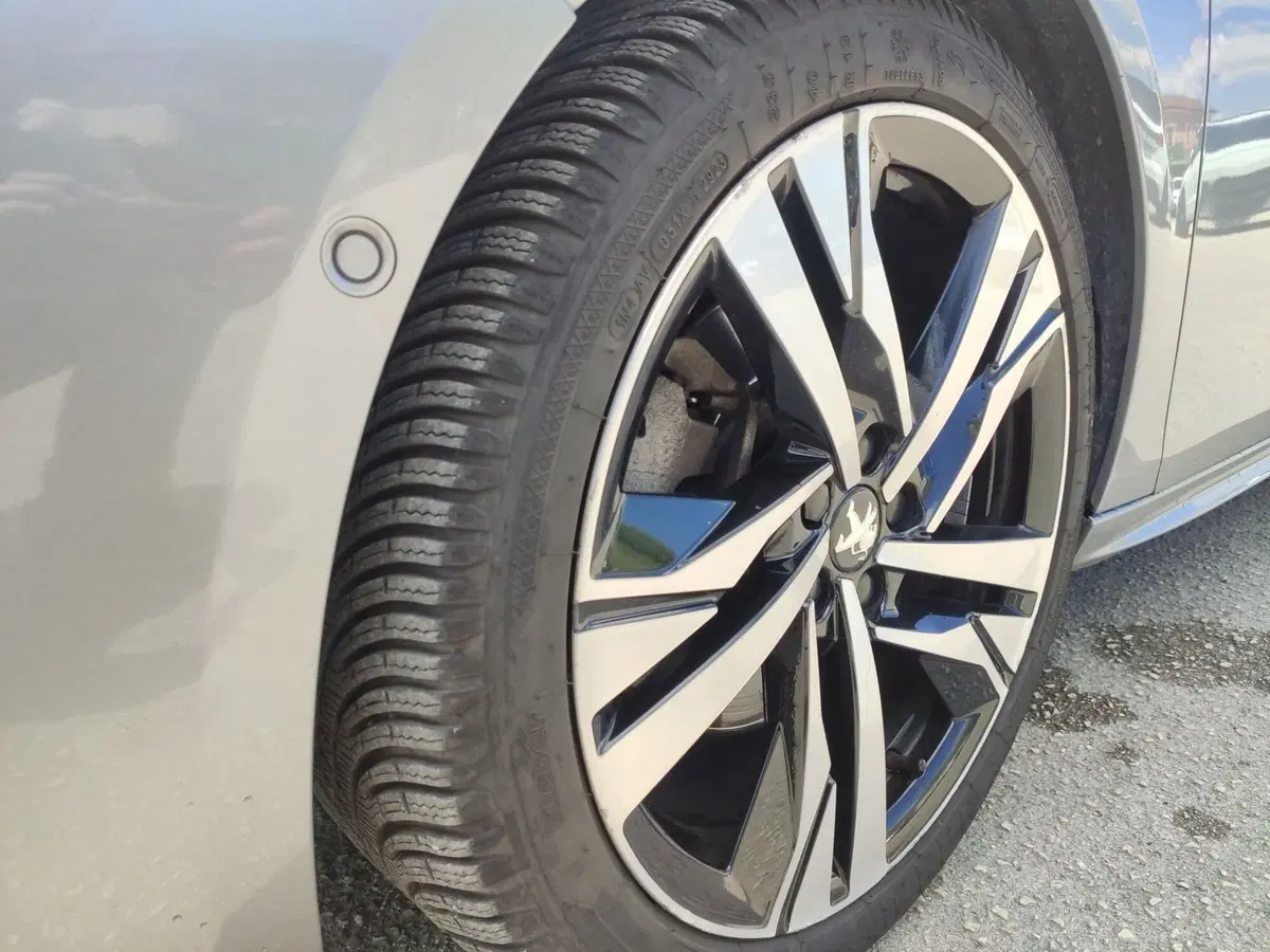 Peugeot 508 SW usata a Benevento (6)
